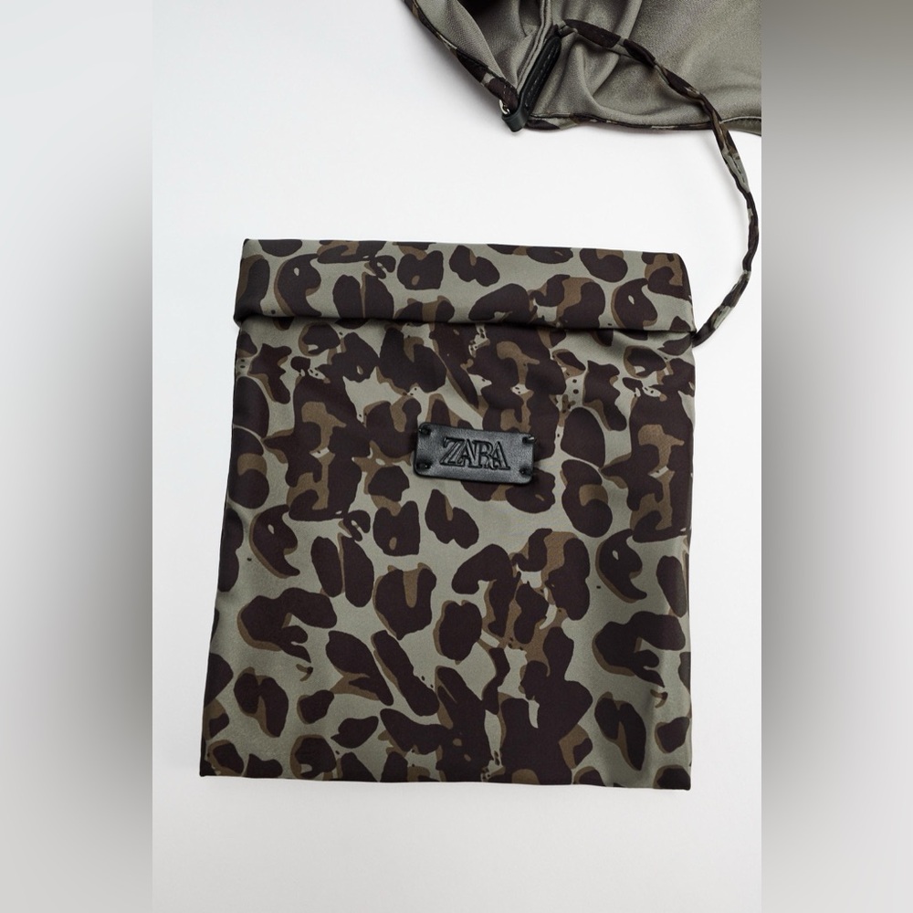 ZARA SATIN-EFFECT SHOPPER BAG - Leopard - Picture 4 of 4